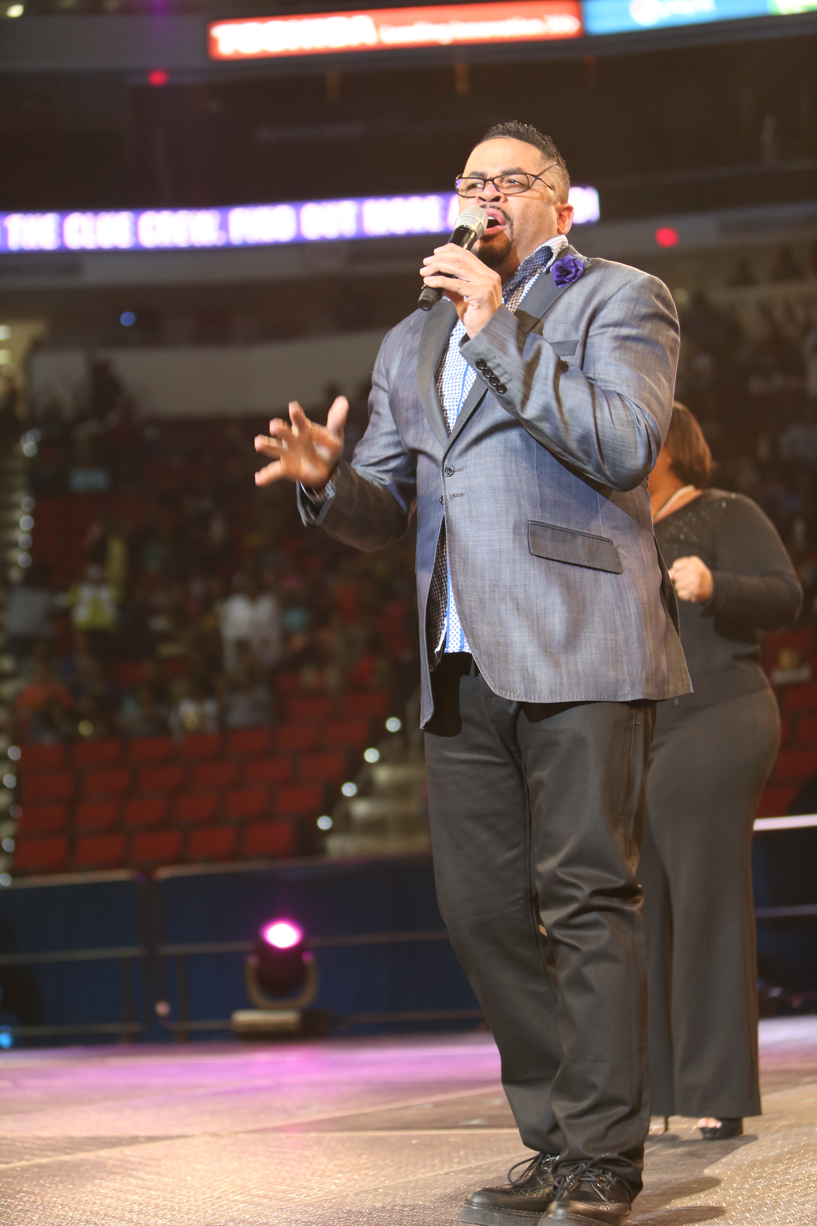 Byron Cage Stirs Souls At Women's Empowerment 2014 [PHOTOS]