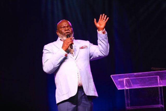 TD Jakes at Women's Empowerment