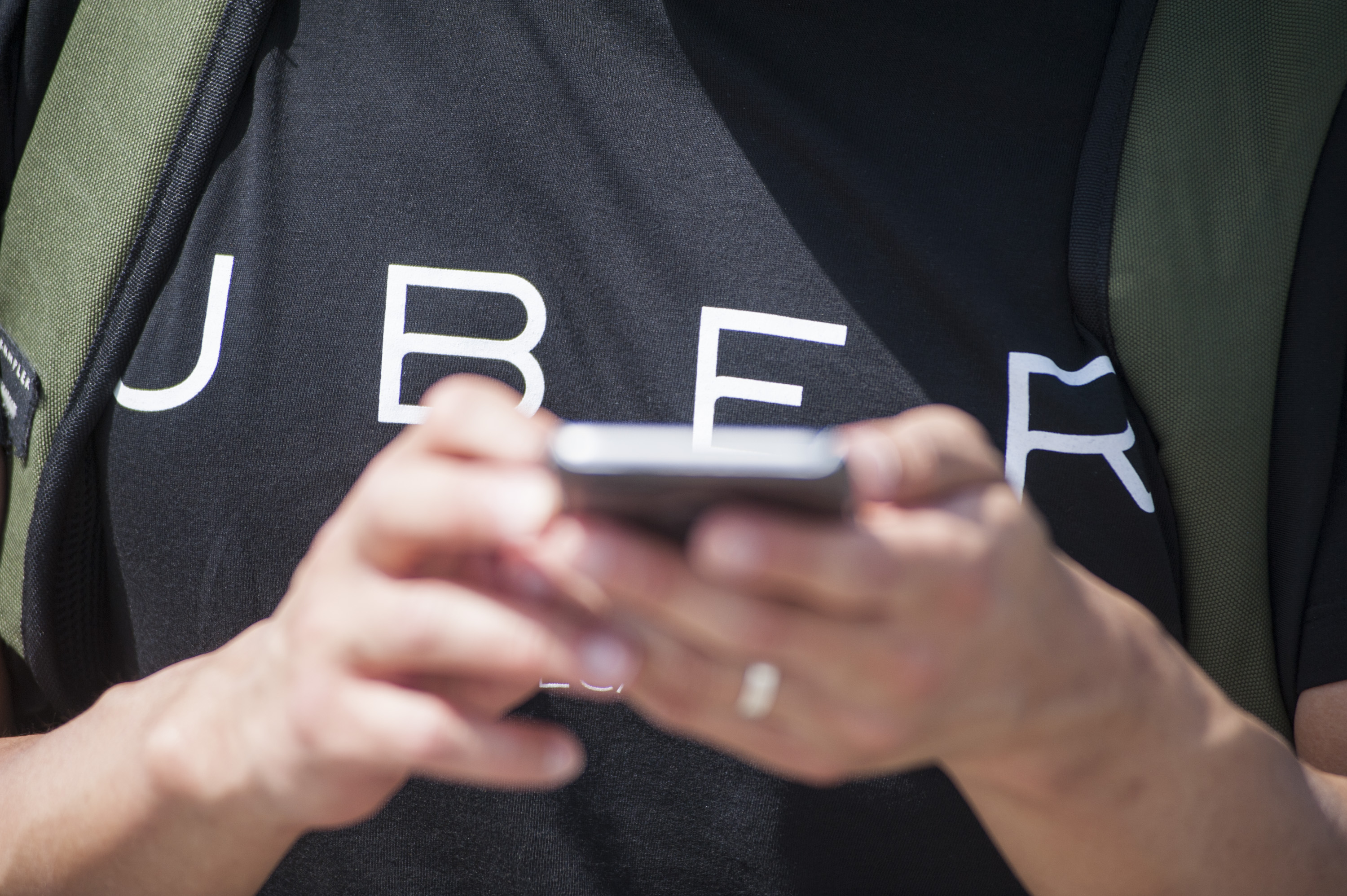 Canberrans Flock To UberX As Ridesharing Becomes Legal In ACT