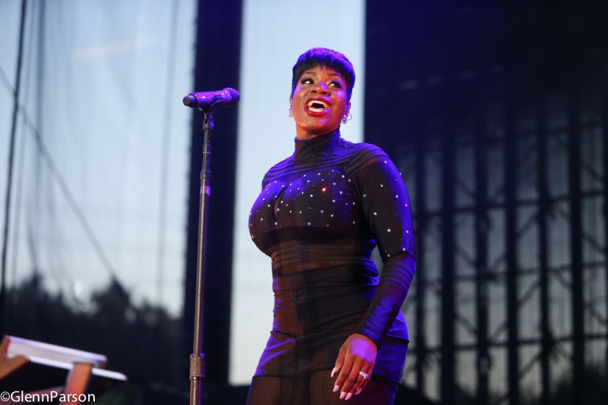 Maxwell and Fantasia Concert at Red Hat 2016