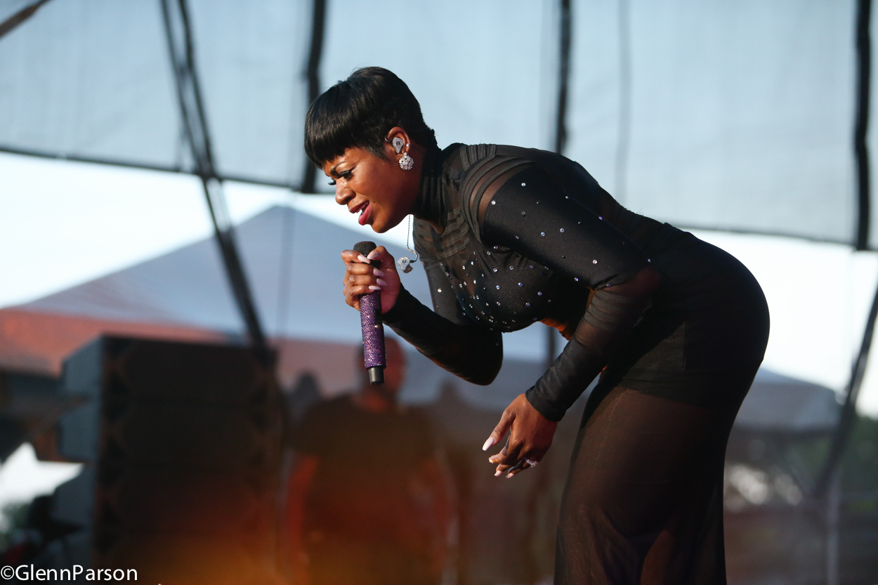 Maxwell and Fantasia Concert at Red Hat 2016