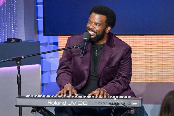 Craig Robinson @ Raleigh Improv
